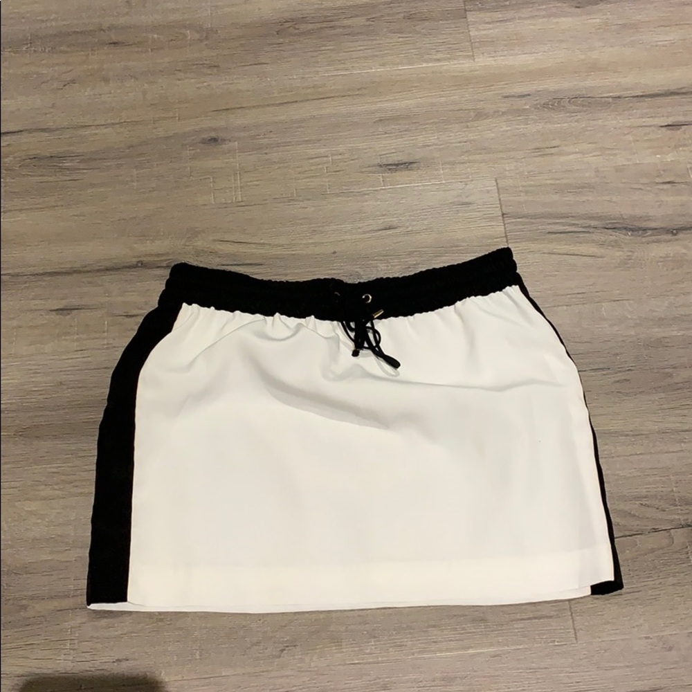 Express black and white skirts